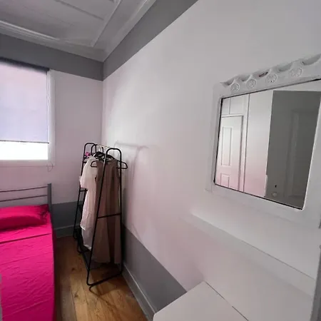 Cozy In The Center 홈스테이 피게이라다포즈