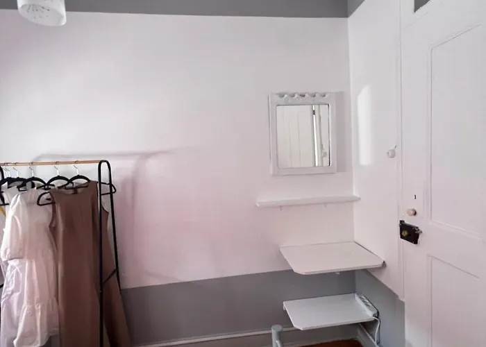 Cozy In The Center Pansiyon